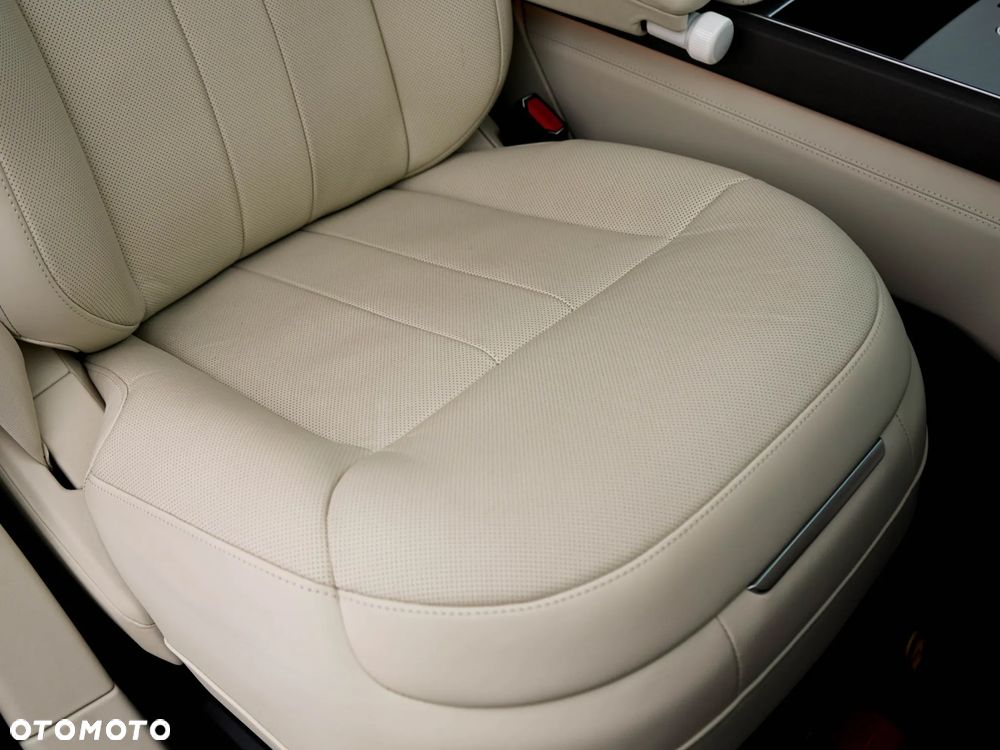 Land Rover Range Rover P615 SV - 20