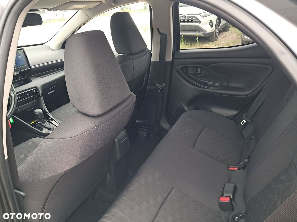 Toyota Yaris Hybrid 1.5 Style - 10