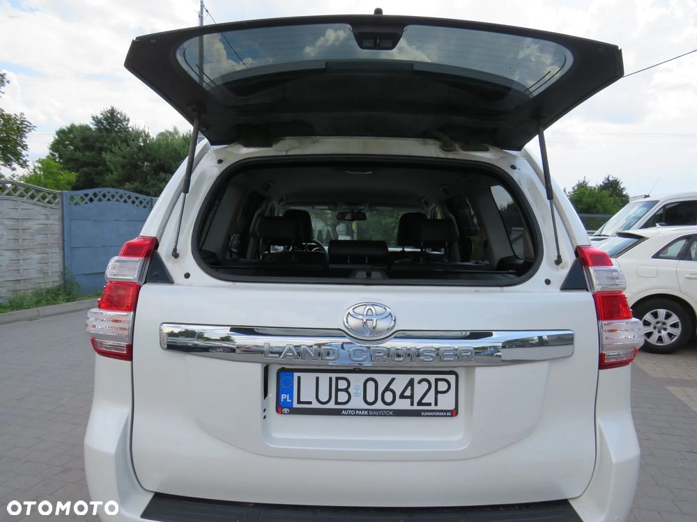 Toyota Land Cruiser LC 2.8 D-4D Invincible - 33