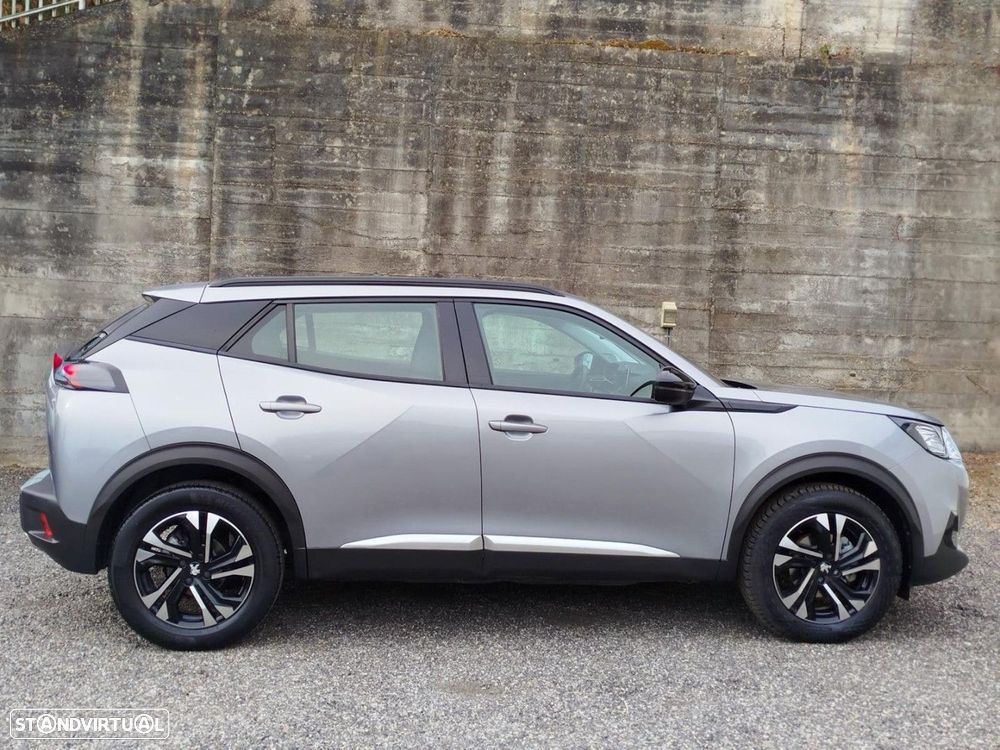 Peugeot 2008 1.2 PureTech Allure EAT8 - 19