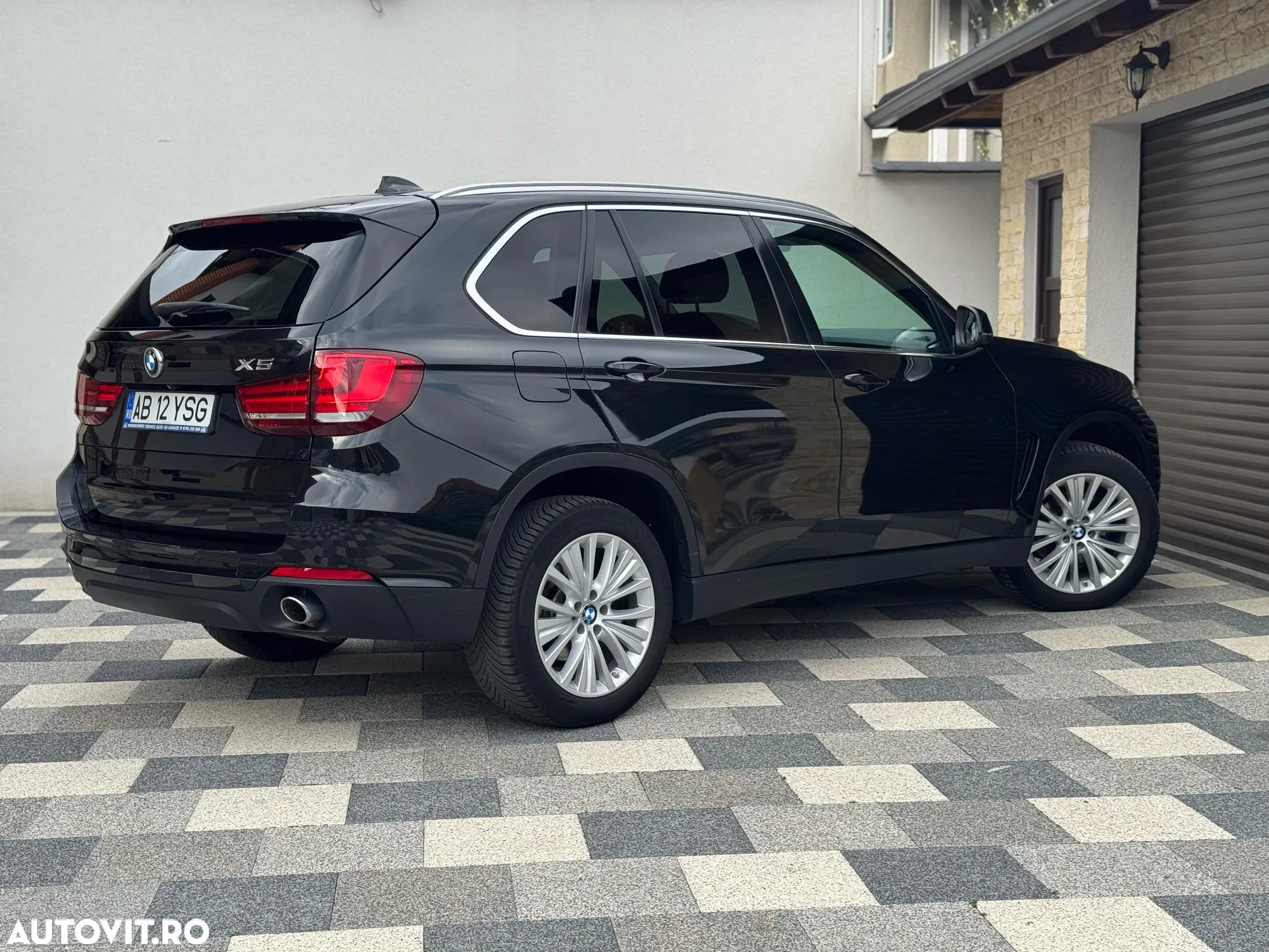 BMW X5 xDrive30d - 16