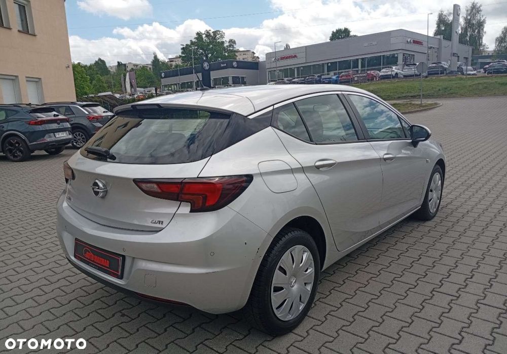 Opel Astra - 8