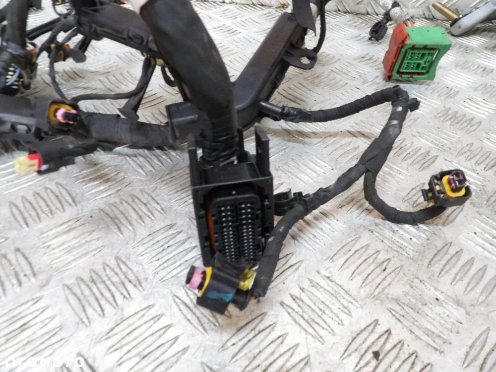 JEEP GRAND CHEROKEE WK2 3.0 CRD INSTALACJA ELEKTRYCZNA SILNIKA - 8