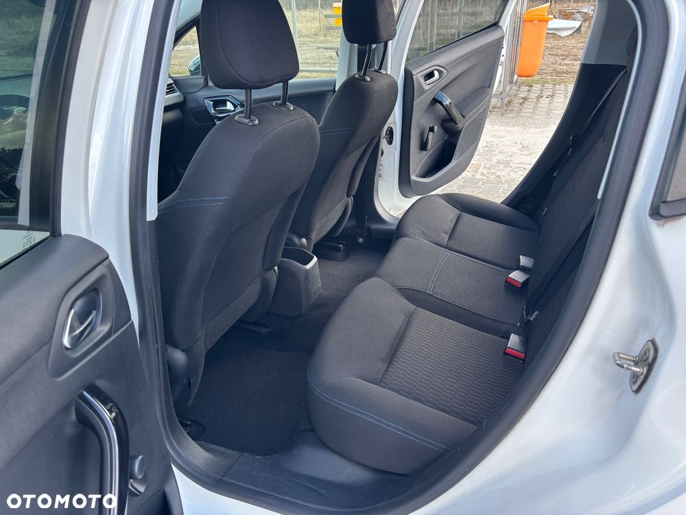 Peugeot 208 1.2 PureTech Style - 20