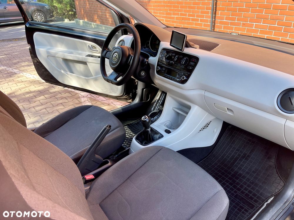 Volkswagen up! - 11