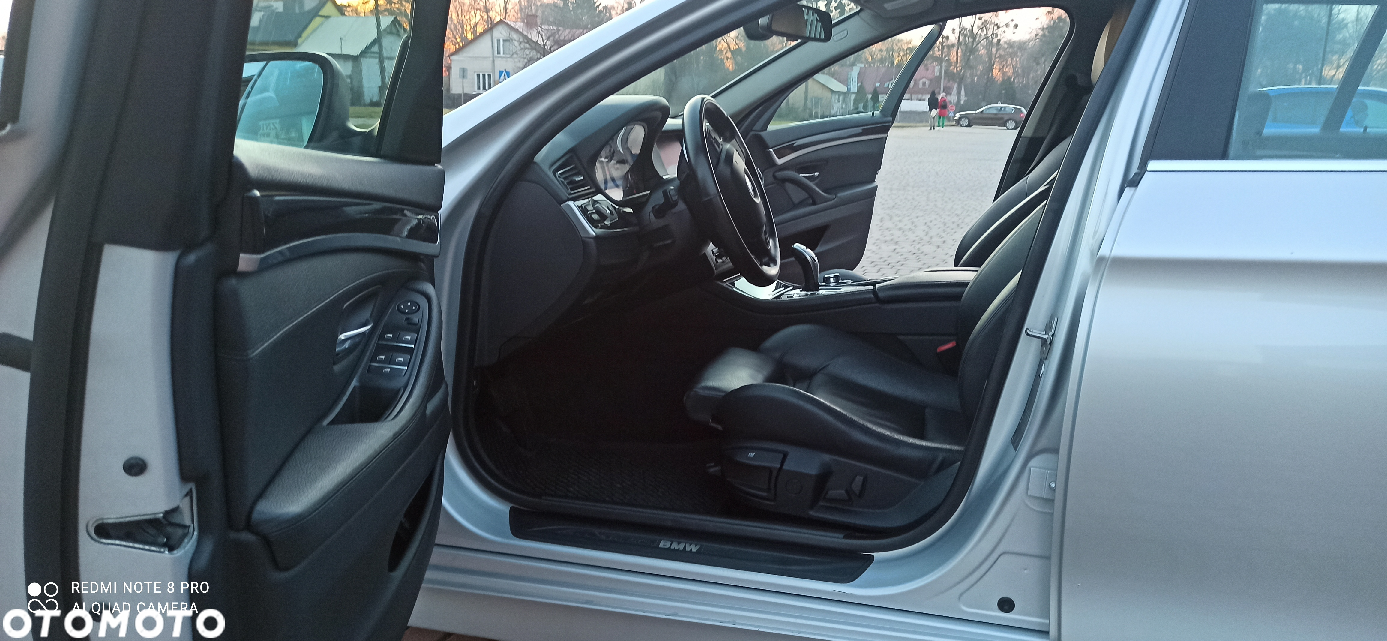 BMW Seria 5 520d Touring - 10