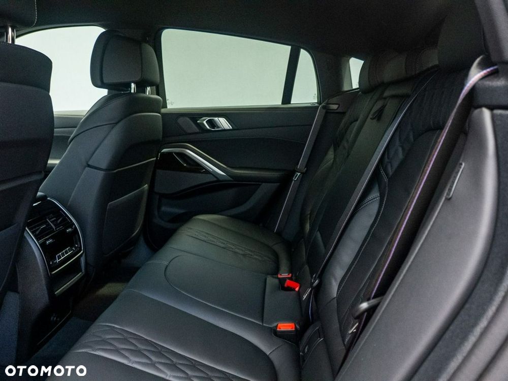 BMW X6 - 21