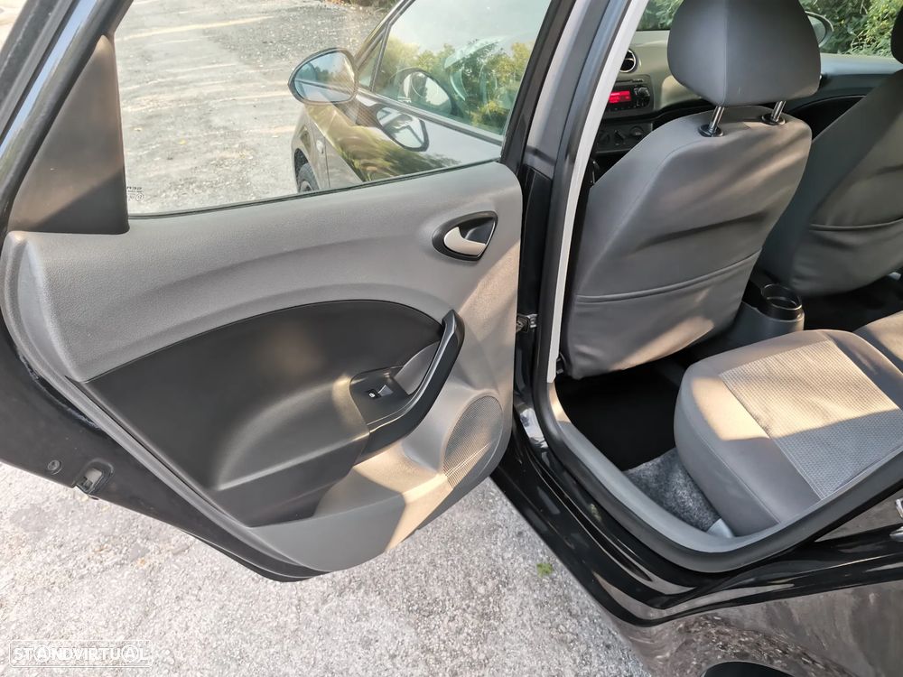 SEAT Ibiza 1.2 TDi Style DPF - 37