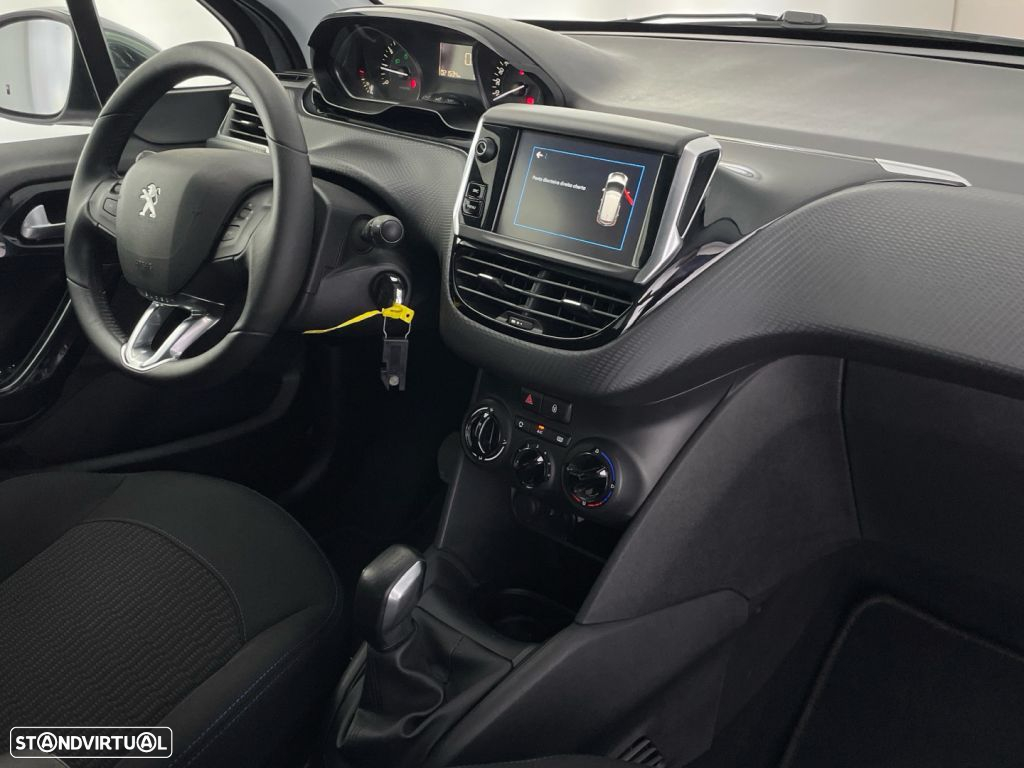 Peugeot 208 1.2 PureTech Active - 24