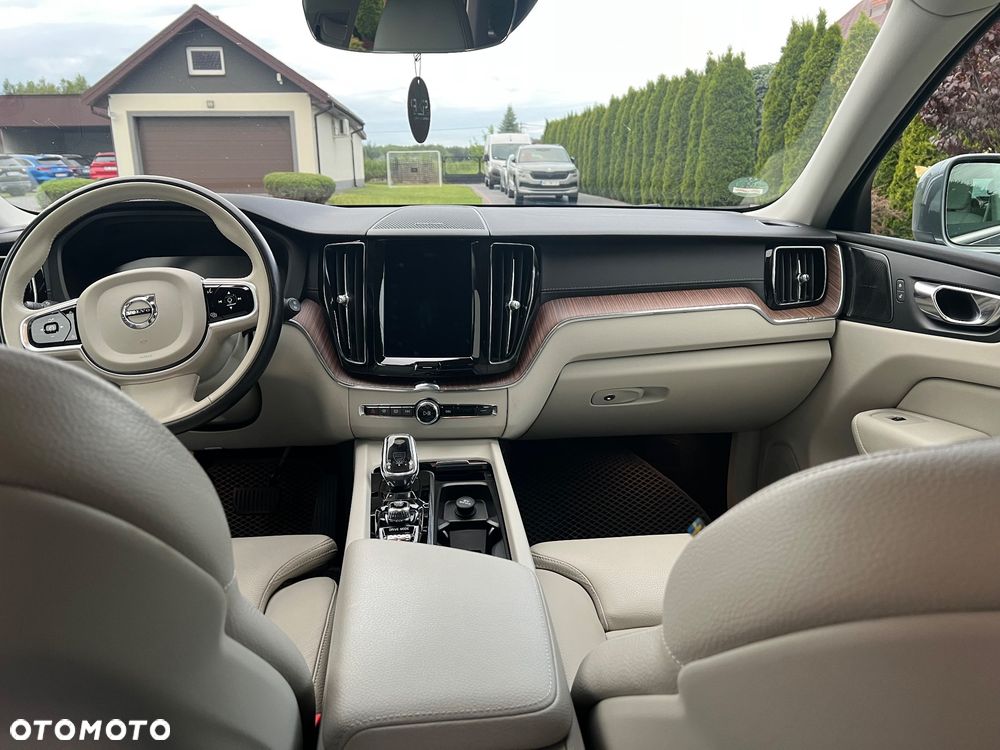 Volvo XC 60 B4 D AWD Inscription - 26