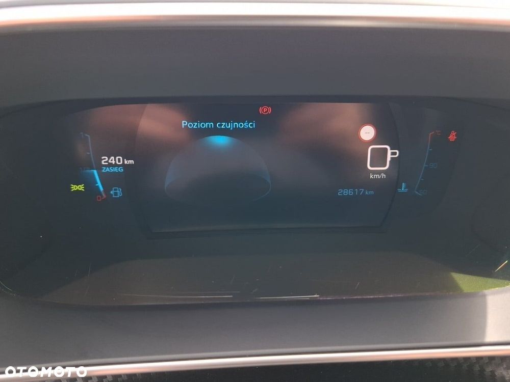 Peugeot 2008 1.2 PureTech Allure S&S EAT8 - 11