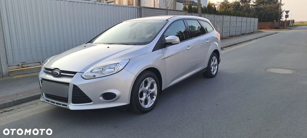 Ford Focus 1.0 EcoBoost Start-Stopp-System TREND - 2