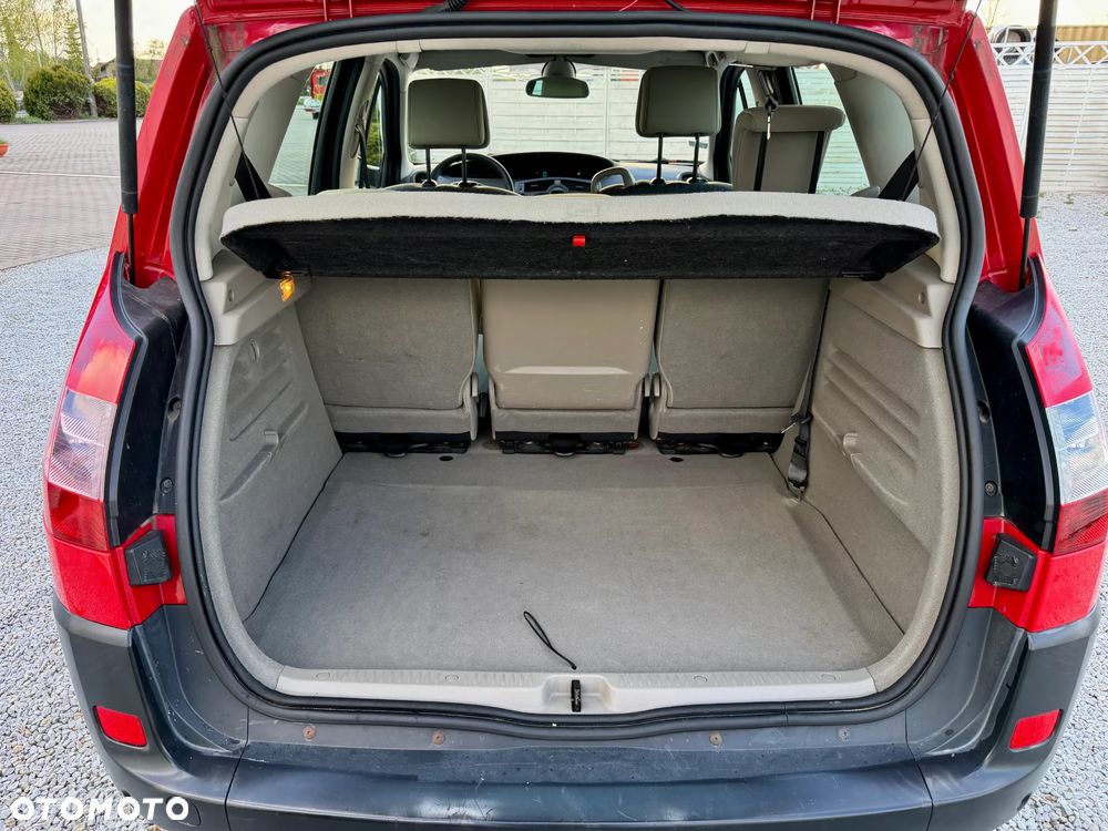 Renault Scenic 2.0 16V Dynamique - 24