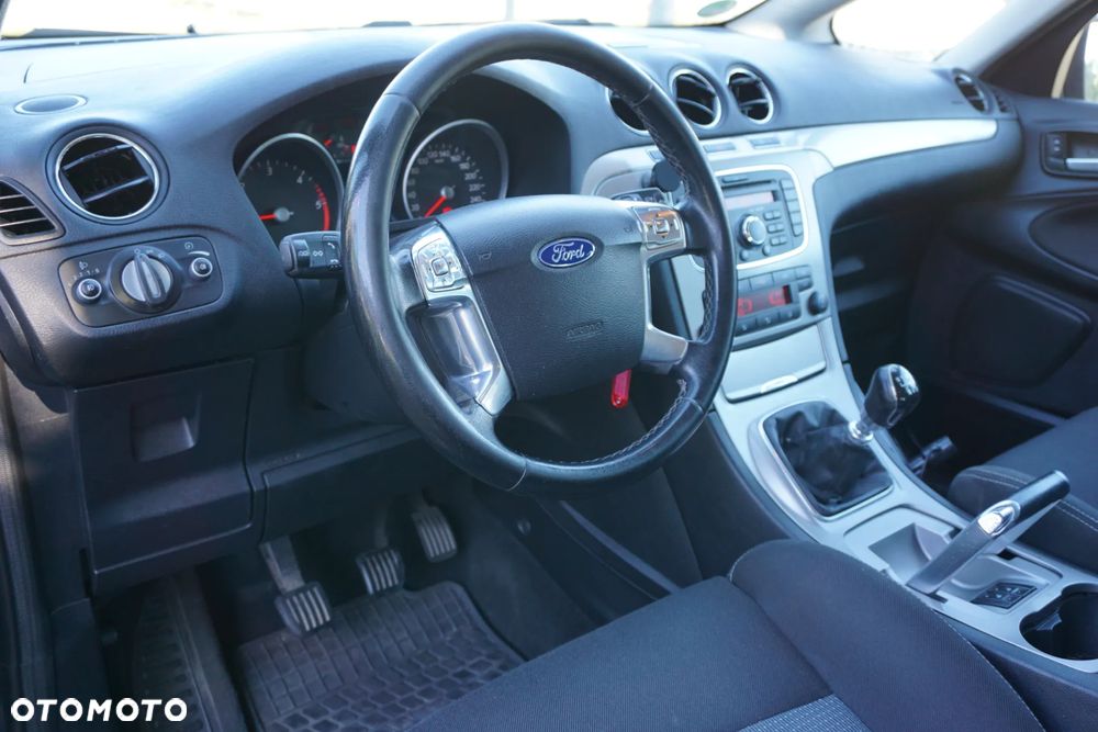 Ford S-Max 2.0 TDCi DPF Ambiente - 9