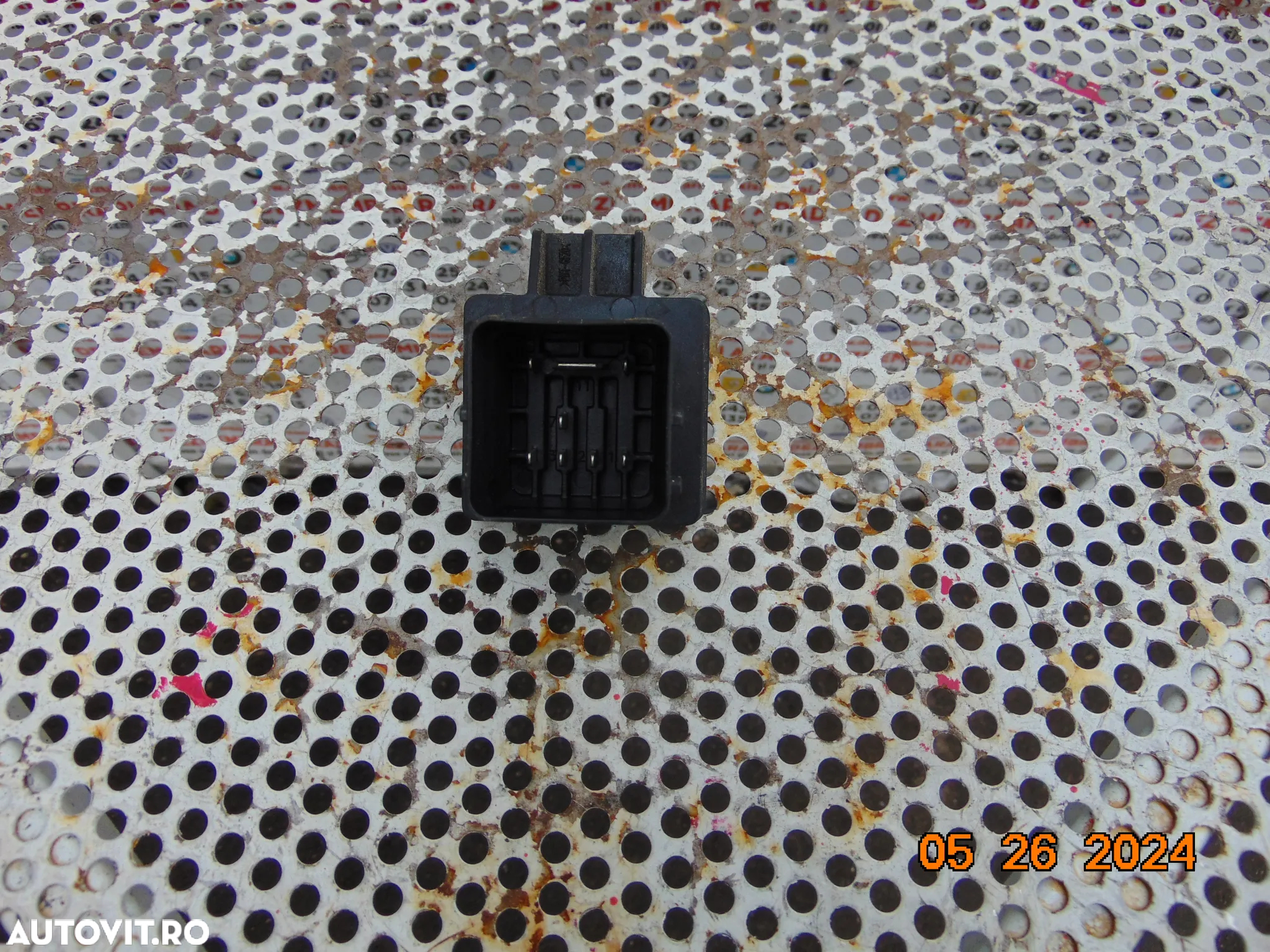 Releu preincalzire Renault Master Opel Movano Trafic Vivaro cod 110675590r - 3