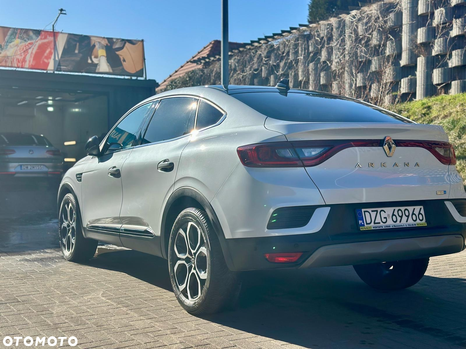 Renault Arkana 1.6 E-TECH Intens MMT - 4