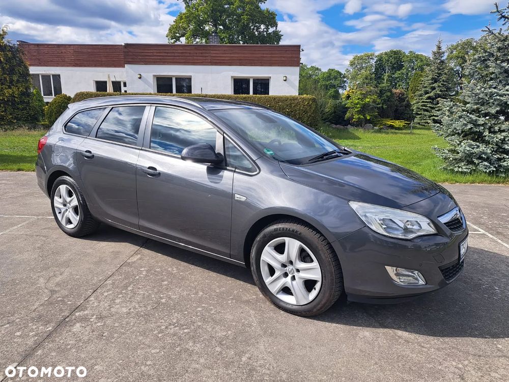 Opel Astra 2.0 CDTI DPF Automatik - 28