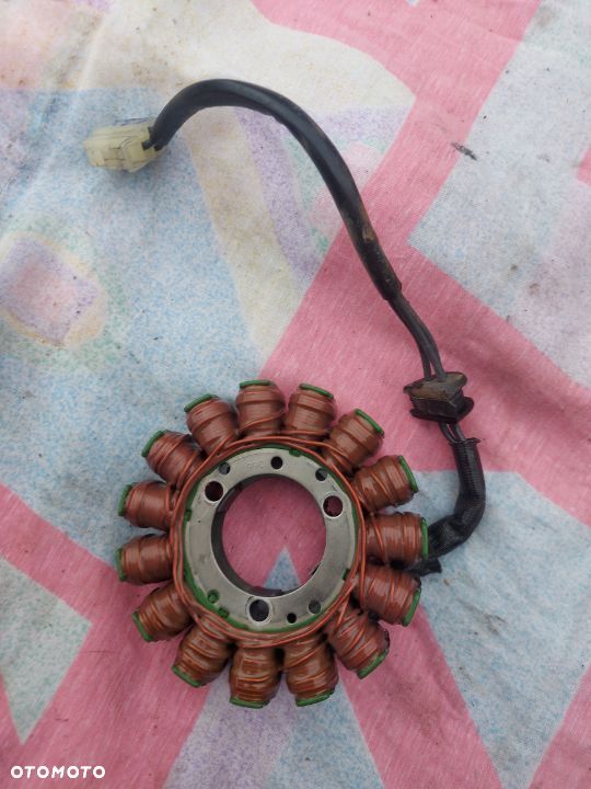 Suzuki GSXS 1000 alternator gsx-s - 1