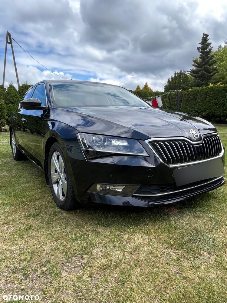 Skoda Superb 2.0 TDI DSG Style - 1