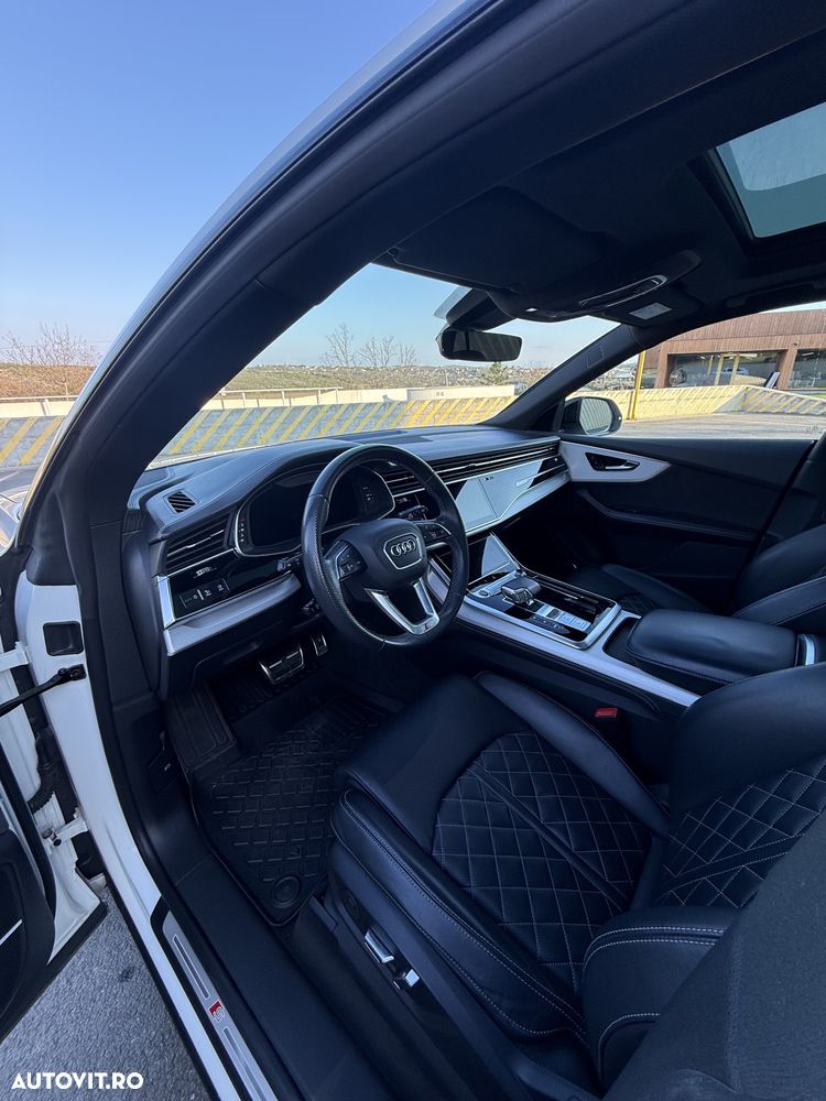Audi Q8 3.0 55 TFSI quattro Tiptronic MHEV - 4