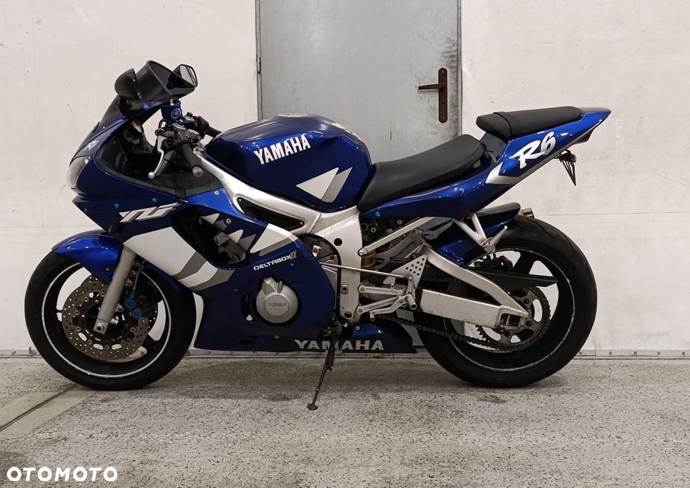 Yamaha YZF - 3