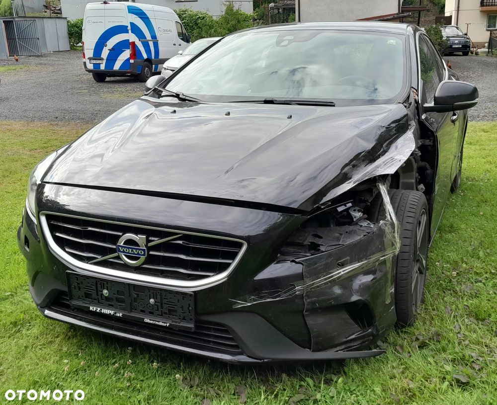 Volvo V40 - 16