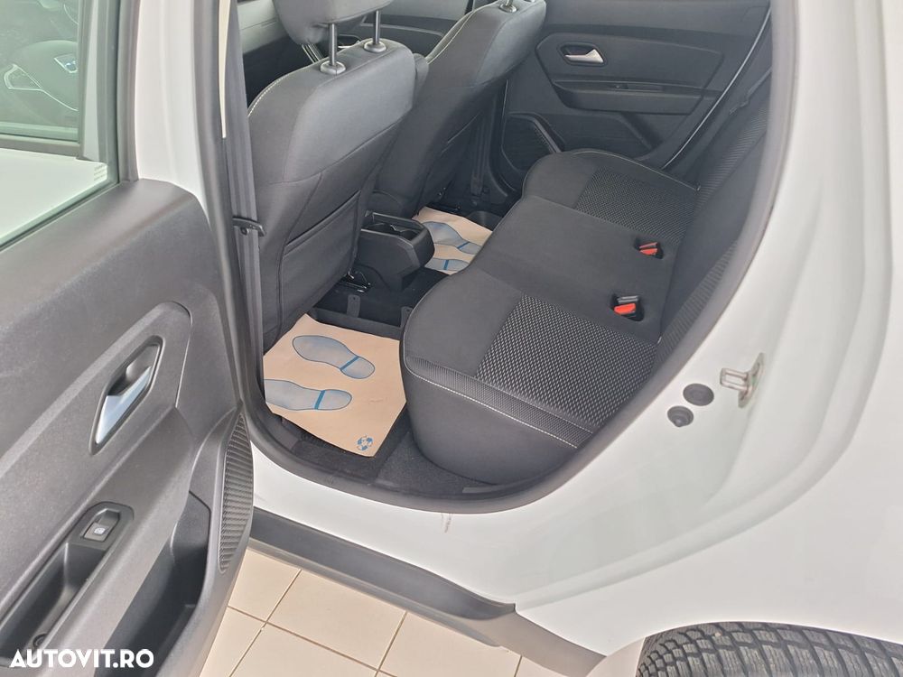 Dacia Duster 1.5 Blue dCi 4WD Comfort - 14