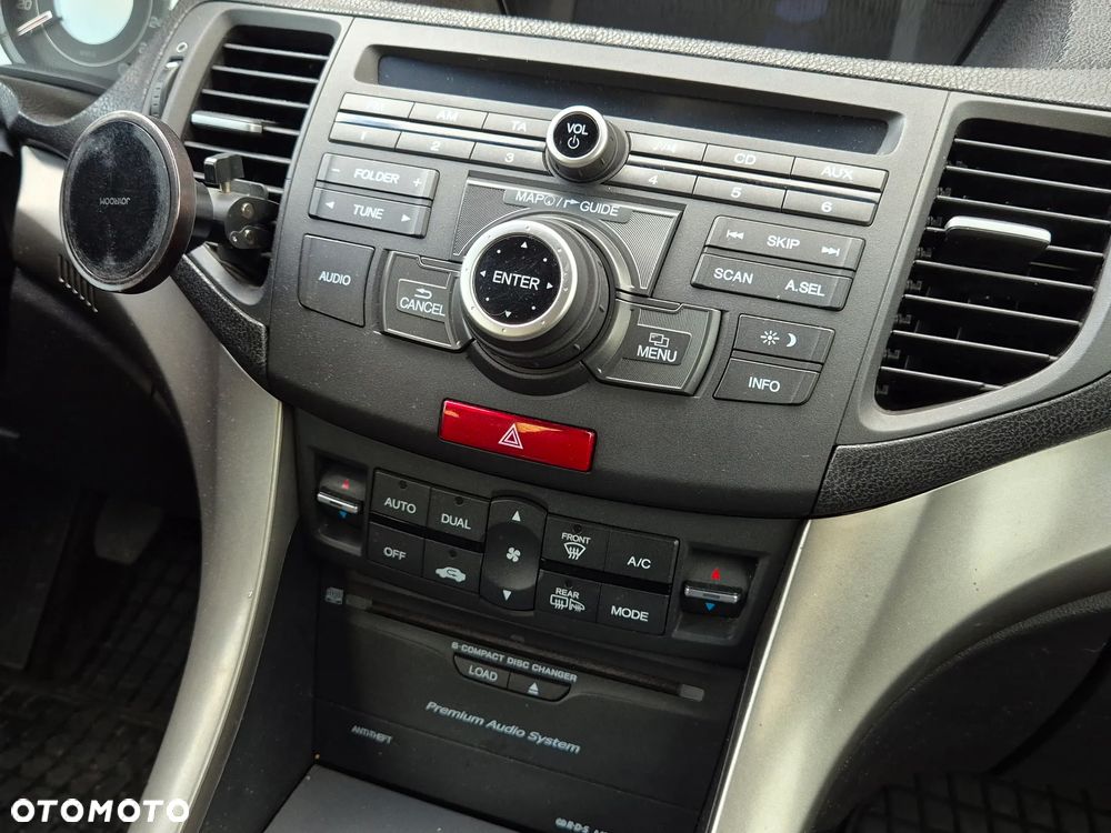 Honda Accord 2.0 Executive - 14