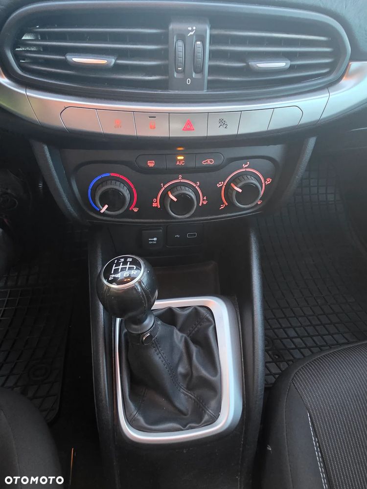 Fiat Tipo 1.4 16V More - 15