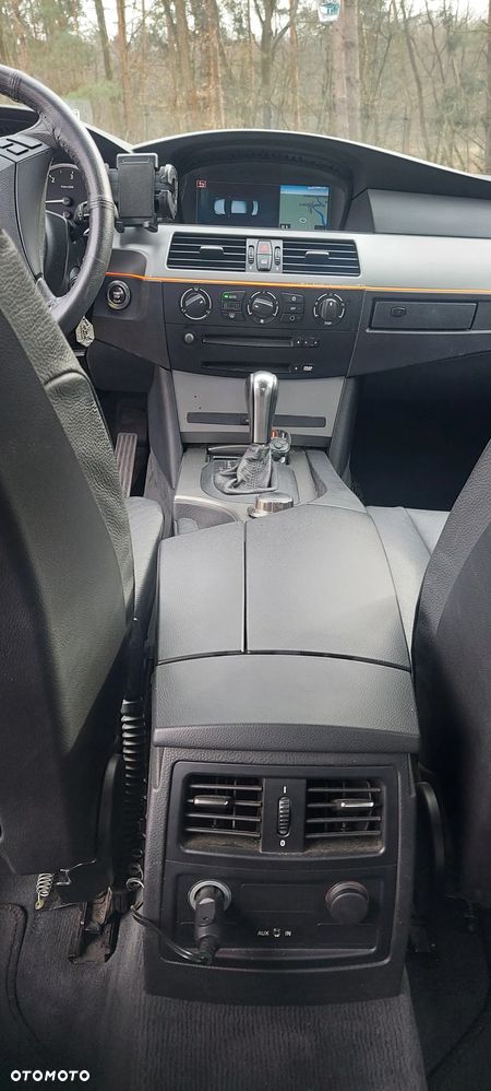 BMW Seria 5 520d - 6