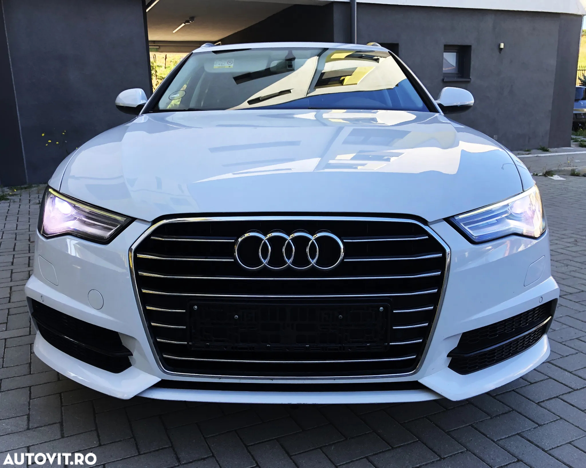 Audi A6 Avant 2.0 TDI Ultra S tronic - 2