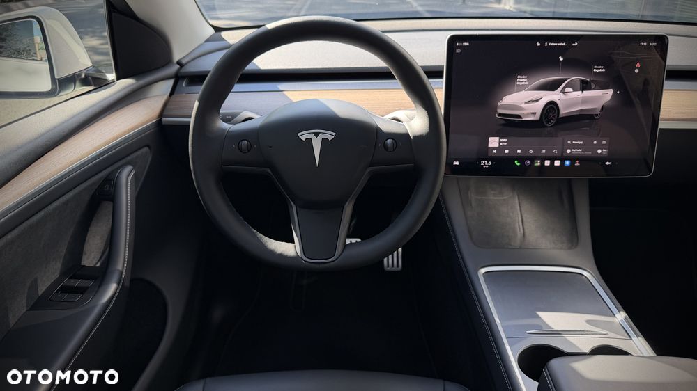 Tesla Model Y Performance AWD - 6