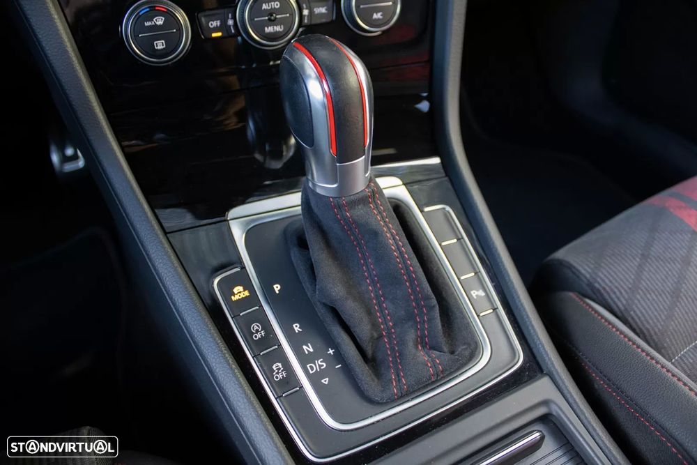 VW Golf 2.0 TSI GTi TCR DSG - 25