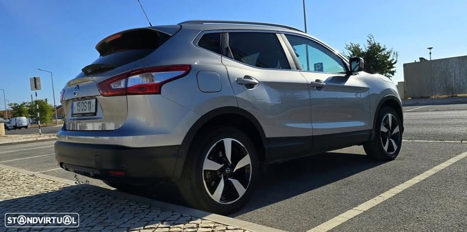 Nissan Qashqai 1.6 dCi N-Connecta - 2