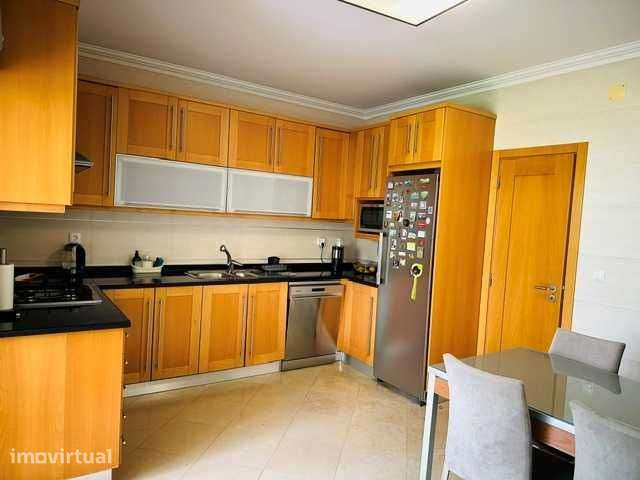 Apartamento Arrendamento ao ano - Grande imagem: 2/12