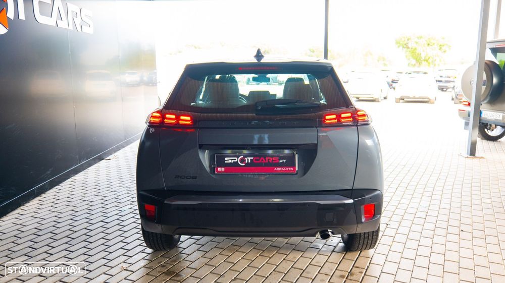 Peugeot 2008 1.2 PureTech Active Pack - 8