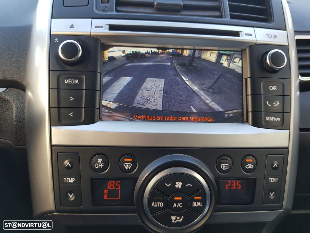 Toyota Verso 2.0 D-4D Exclusive+NAVI - 19