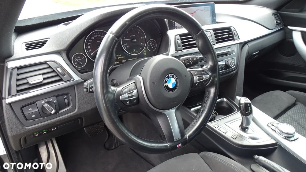 BMW 3GT 325d M Sport - 10