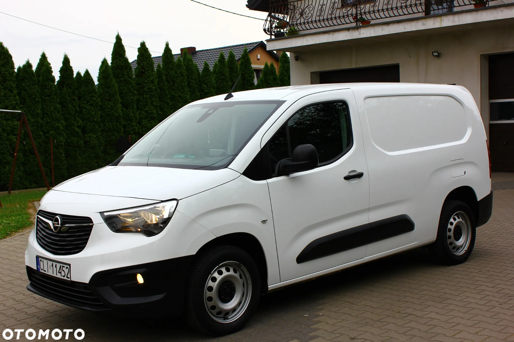 Opel Combo 1.5 CDTI 102KM LONG L2 3 OSOBOWY  NAVIGACJA KAMERA COFANIA CLIMATRONIC DWUSTREFOWY - 16