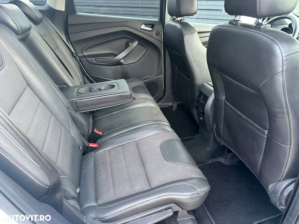 Ford Kuga 2.0 TDCi 4x4 Aut. Titanium - 17