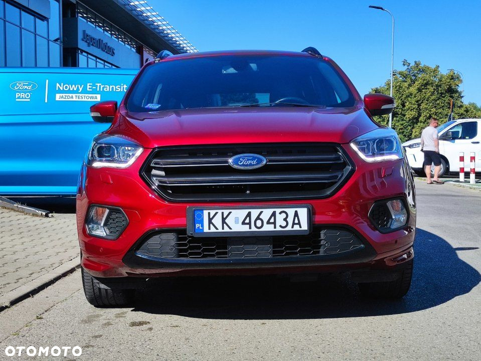 Ford Kuga - 10