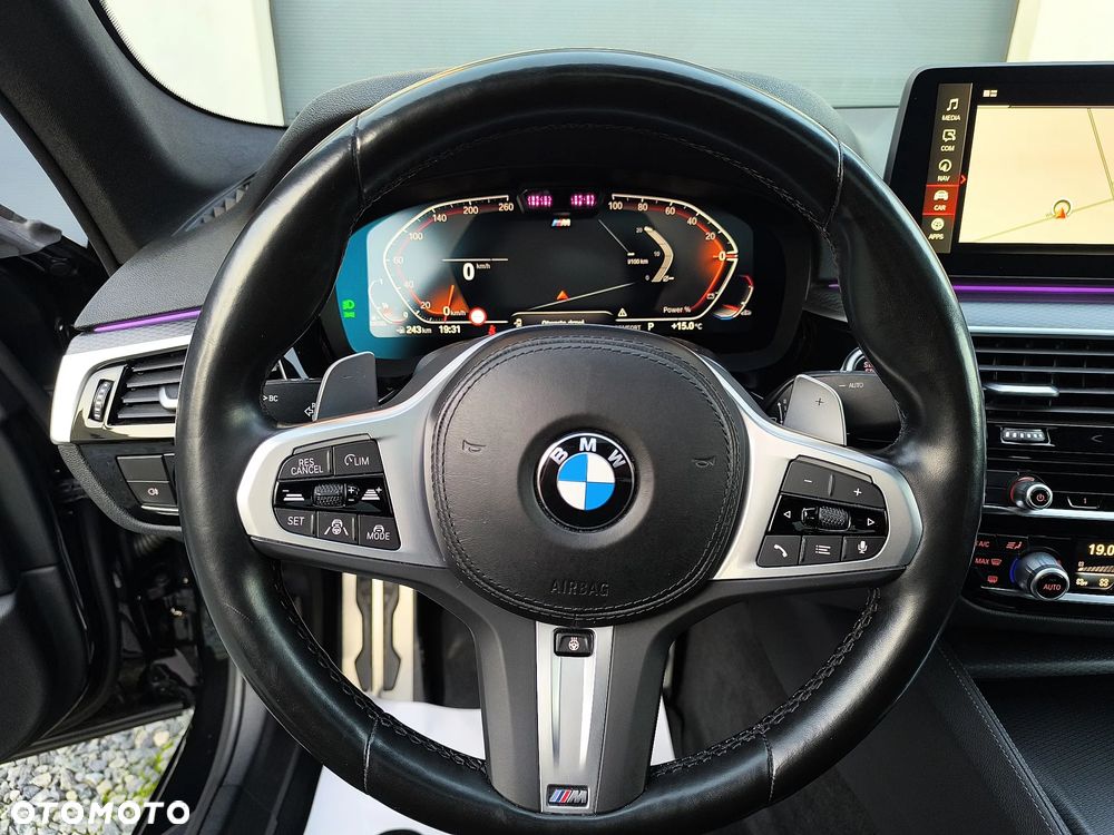 BMW Seria 5 530d xDrive M Sport Edition - 21