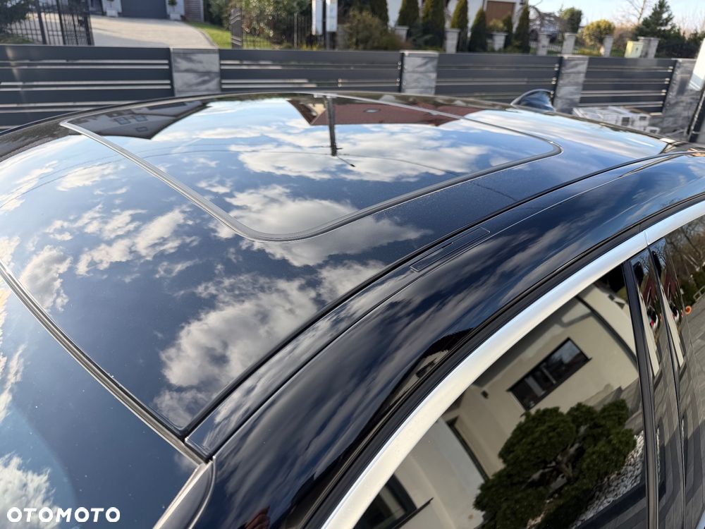 BMW Seria 3 330i xDrive - 15