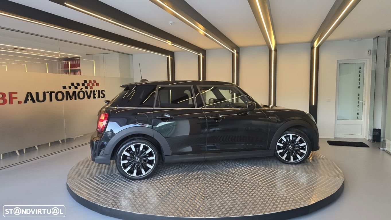 MINI 5 Portas Cooper Sport Edition Auto - 17