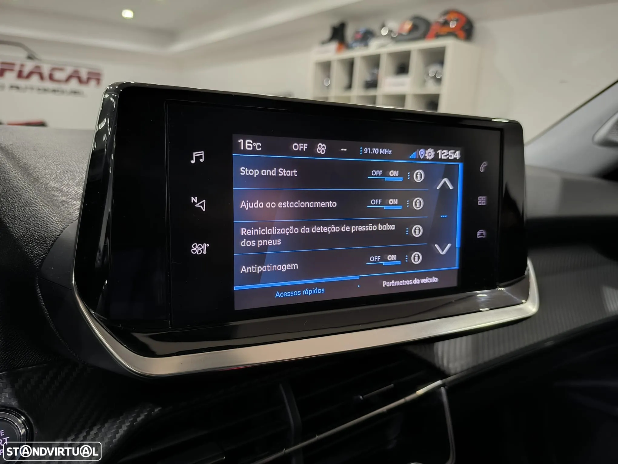 Peugeot 2008 1.2 PureTech Allure - 50