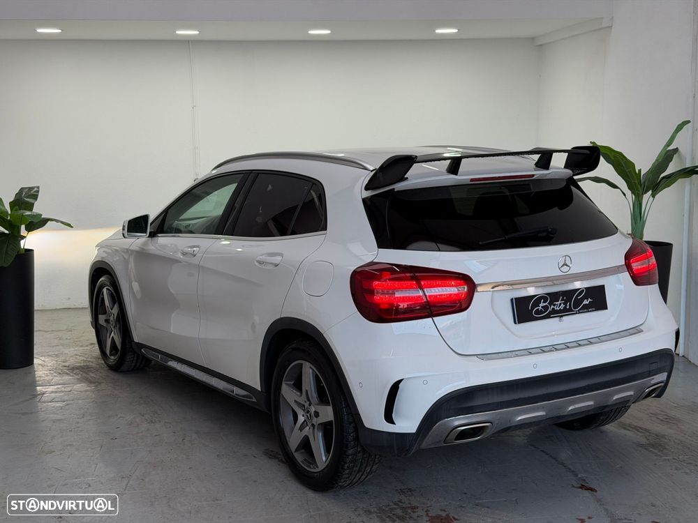 Mercedes-Benz GLA 250 AMG Line 4-Matic - 3