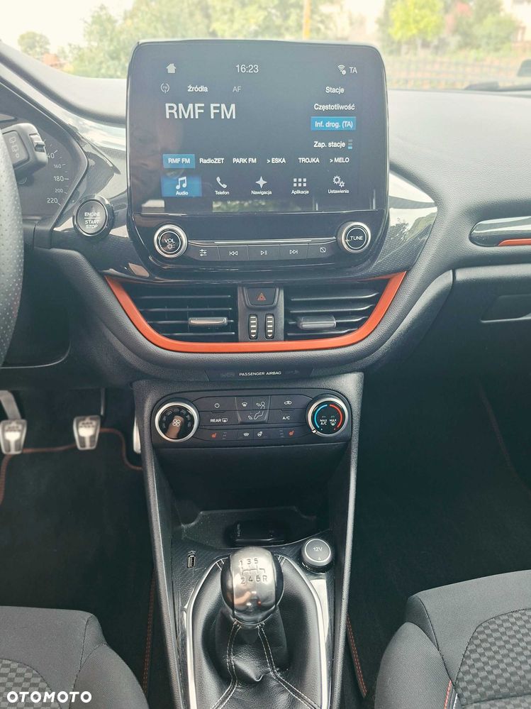 Ford Fiesta - 6
