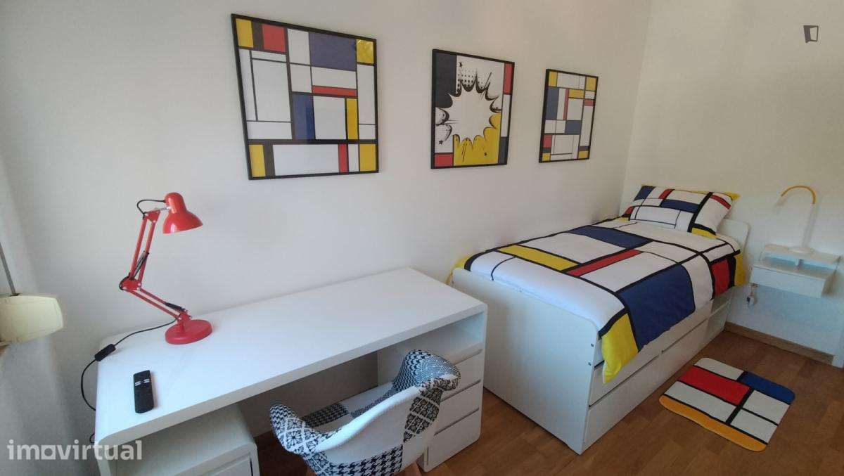 Quarto - localizado em Oeiras Lisbon - Grande imagem: 3/24
