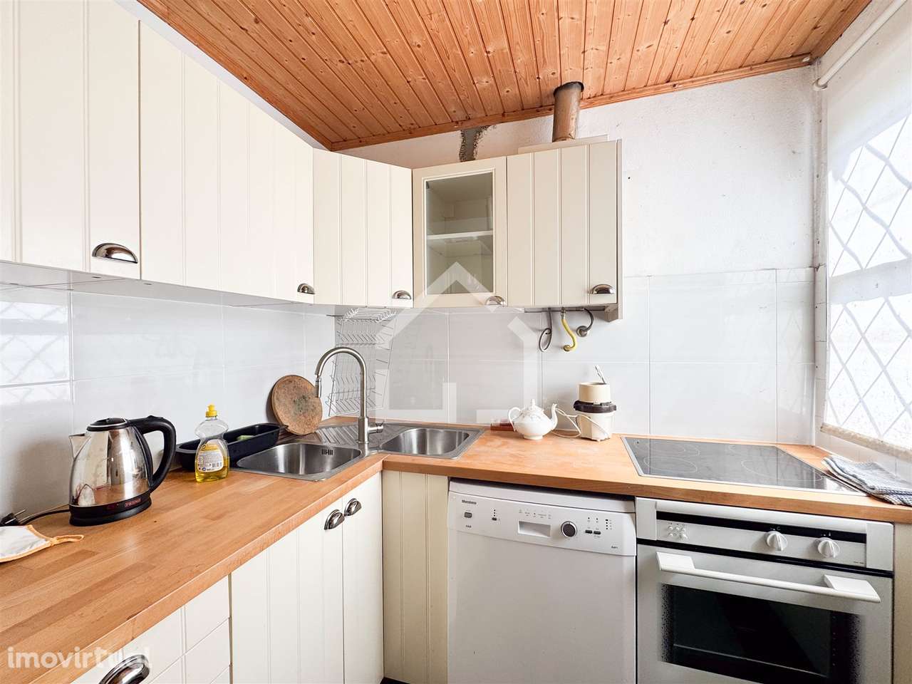 Moradia T4 - Acesso ao Rio Cávado - Grande imagem: 5/26