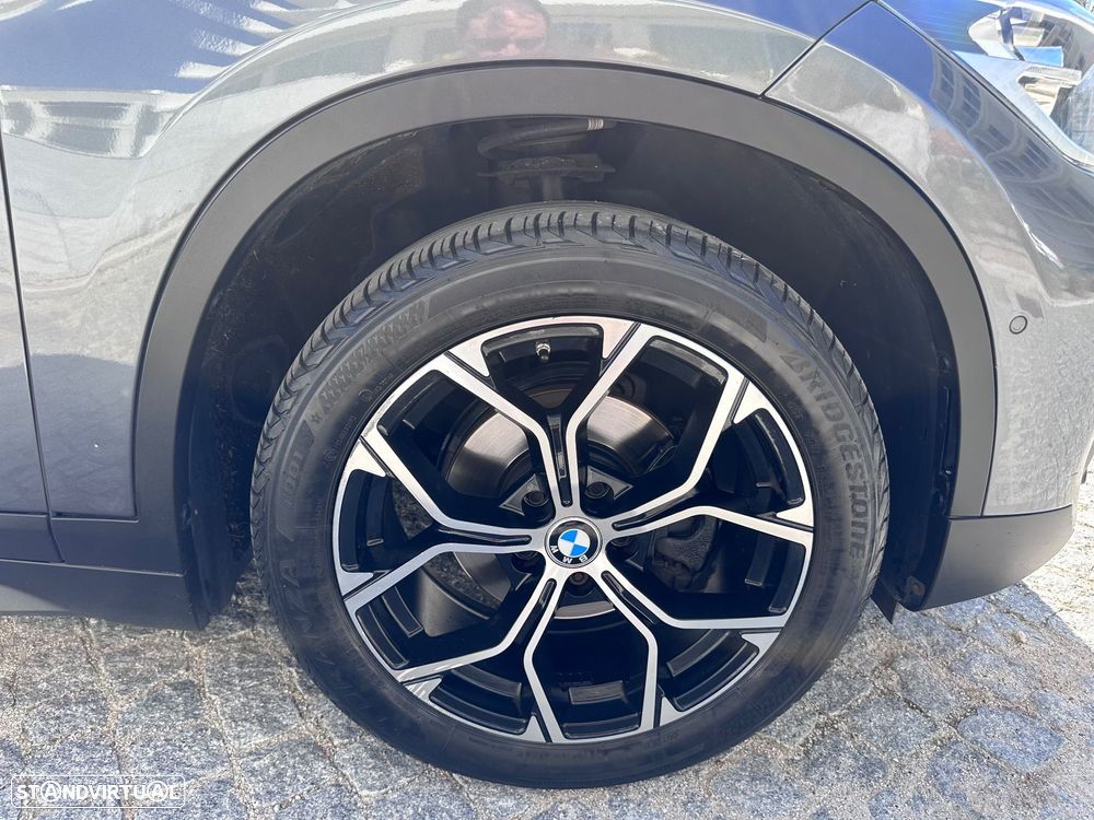 BMW X1 16 d sDrive Auto Line Sport - 22